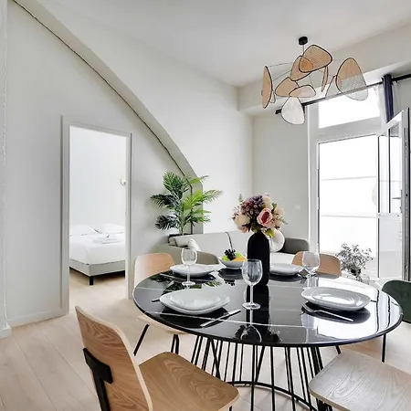 Magnificent - 2br-6p - Eiffel Tower Apartment Paris